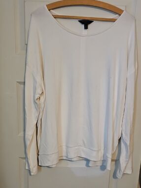 White Long Sleeve Crew Neck Top by Banana Republic